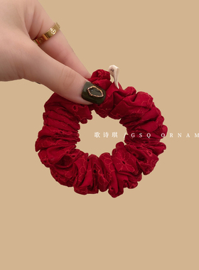 红色镂空针织花朵小肠发圈