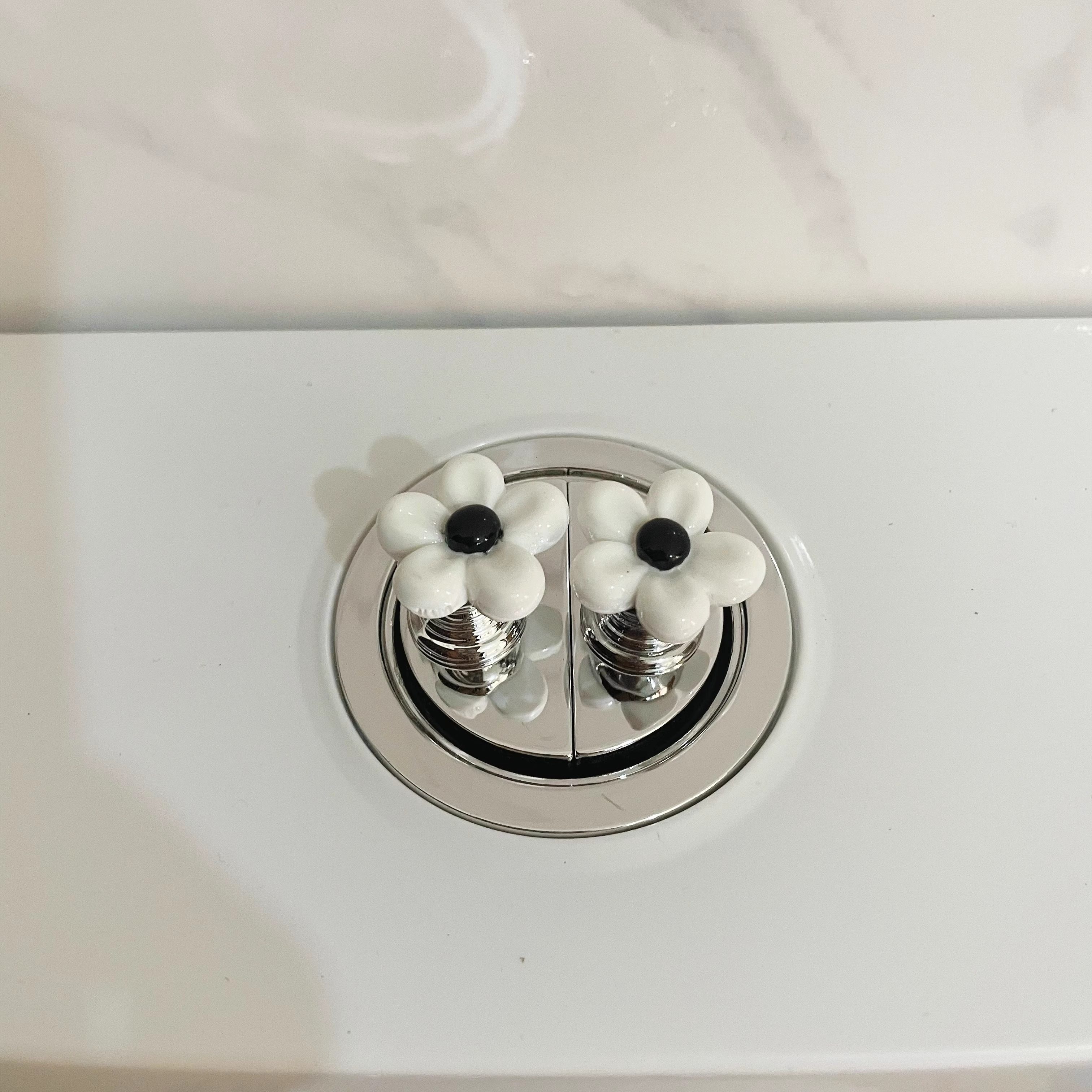 小花马桶按压器美甲专用卫生间水箱开关按键器马桶揭盖器通用按钮,淘宝优惠券,粉丝福利购,淘宝优惠卷