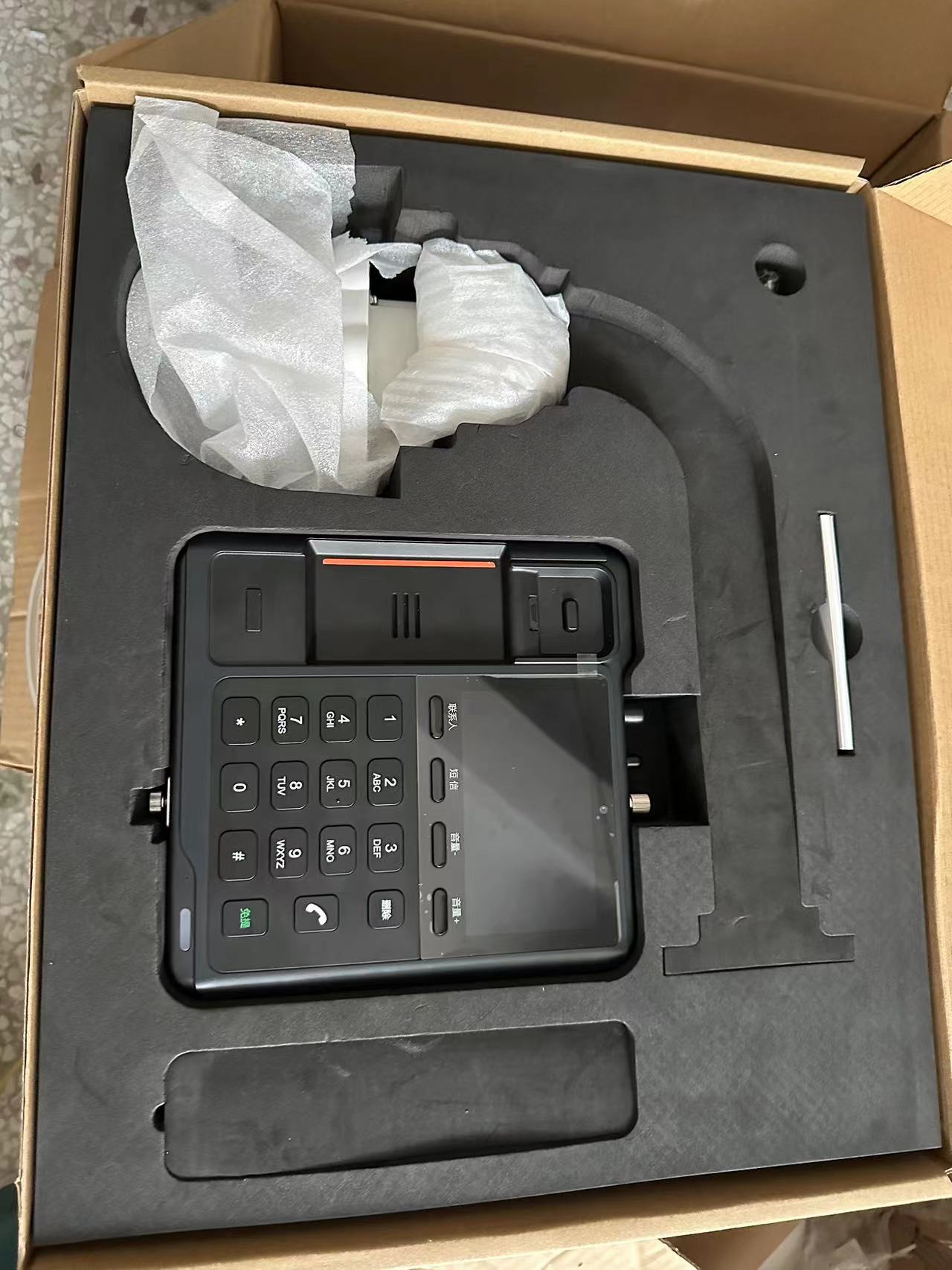 中电科SC600天通卫星壁挂终端 天通卫星电话船载室外应急通信
