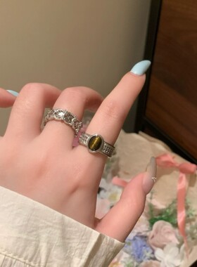 中古做旧镂空雕花虎眼石戒指女时尚轻奢小众设计感复古素圈食指