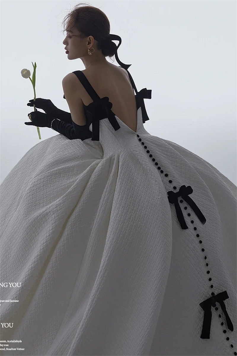 影楼新款法式复古情侣拖尾吊带婚纱 耳夲婚纱