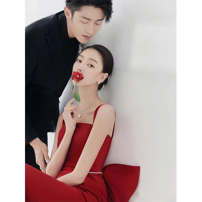 新款影楼主题旅拍时尚情侣写真婚纱 耳夲礼服/晚装