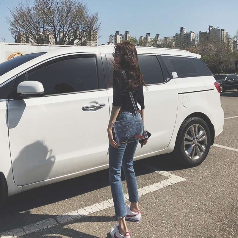 2020年新款韩版显瘦高腰泫雅牛仔裤 可丹花牛仔裤