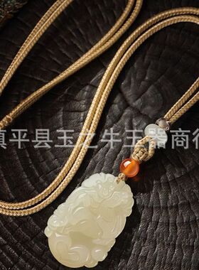 天然和田玉十二生肖吊坠玉佩属相本命年男女挂件平安礼物批发