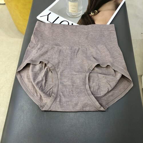 俏织新款女士中腰收腹提臀内裤无缝一体式包臀舒适透气三角短裤头 - 图1