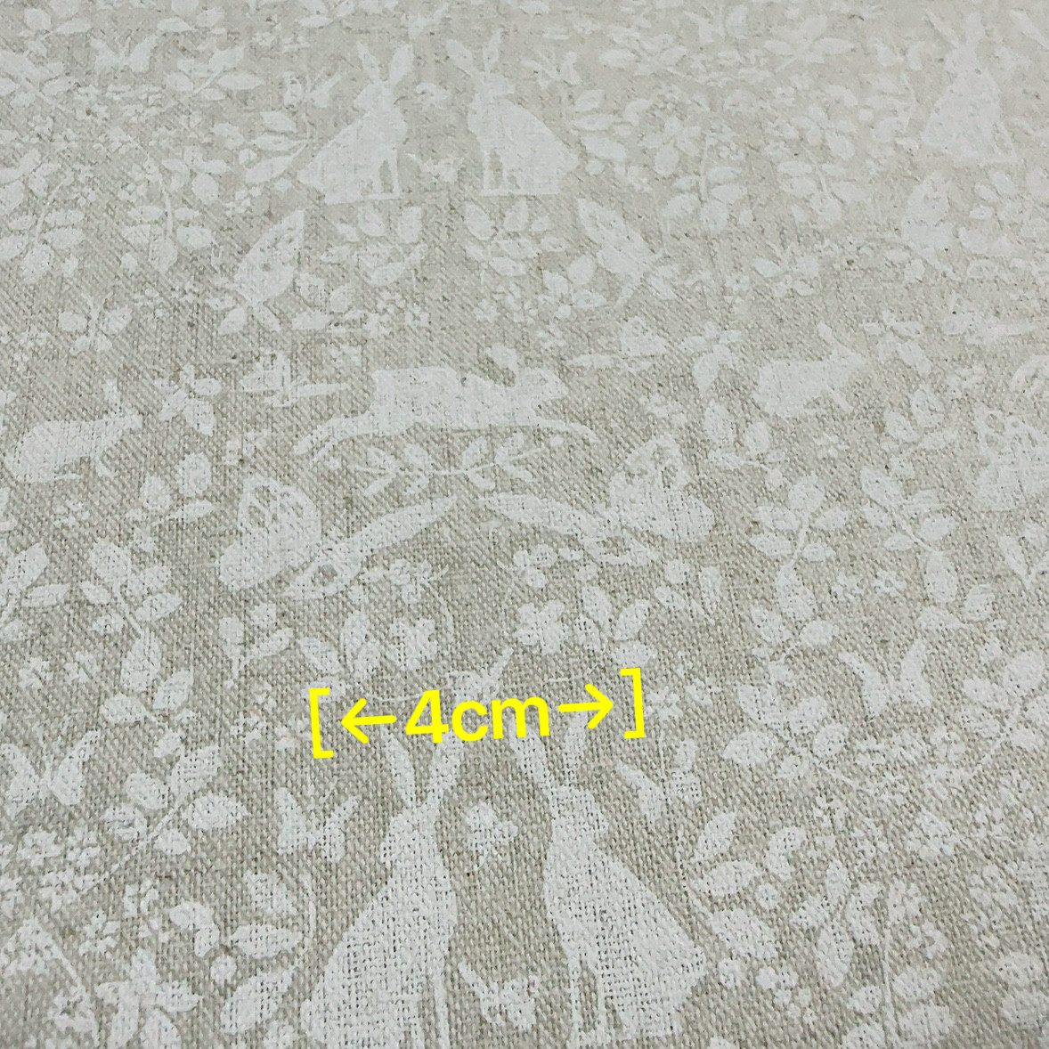 Cotton and linen rabbit fabrics imported from Japan for home use