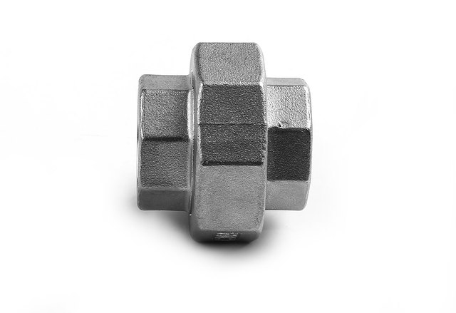 Tetrafluoro gasket cast threaded joint tanell