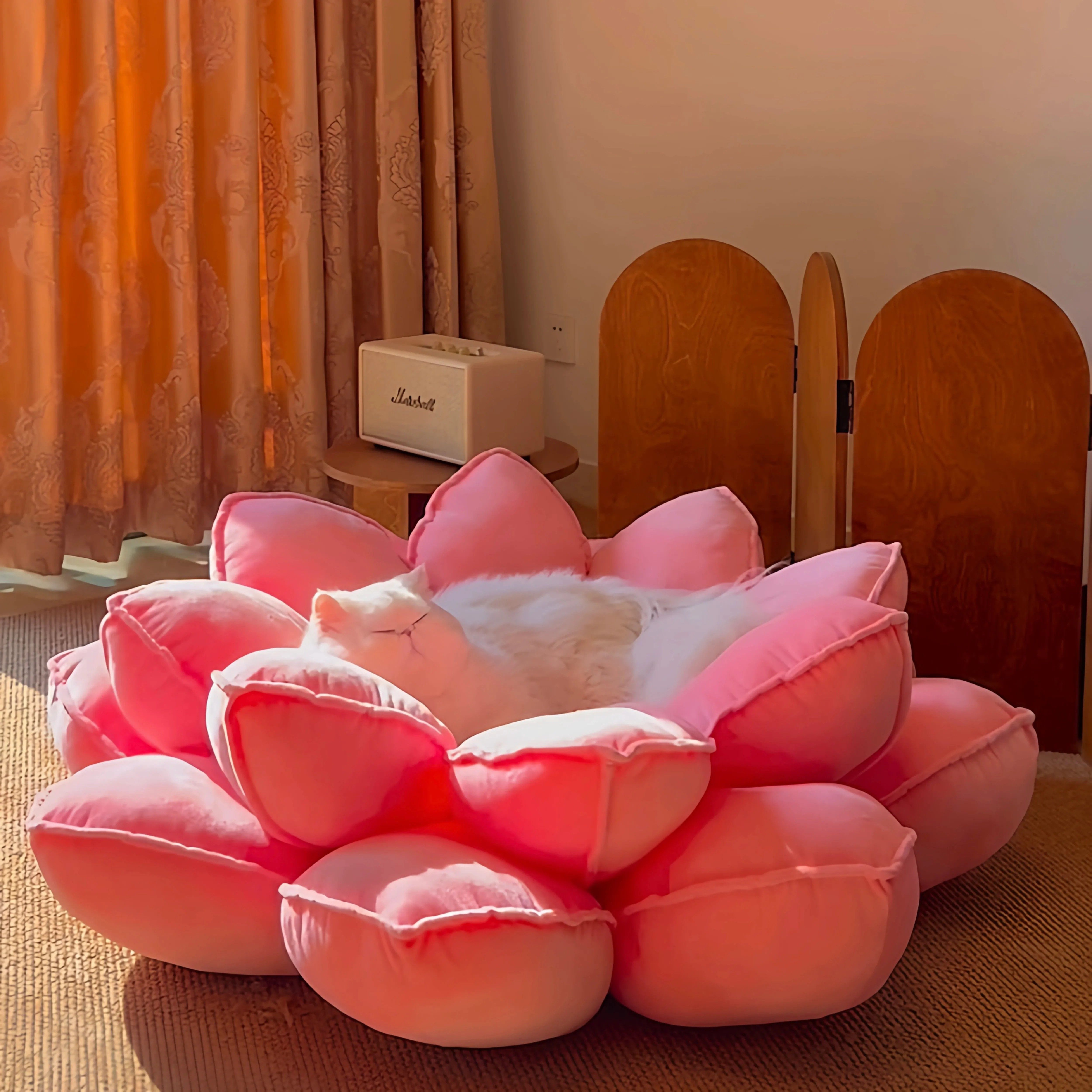 【好运莲莲】莲花猫窝保暖四季通用室内蒲团坐垫猫咪宠物毛绒沙发,淘宝优惠券,粉丝福利购,淘宝优惠卷