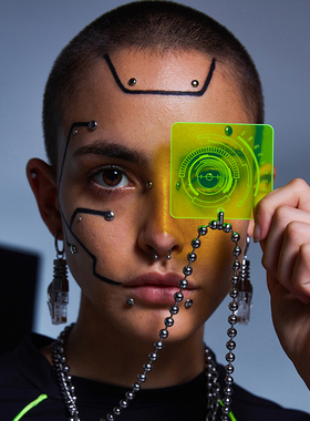 SUN VAGARIES 未来科技感荧光绿色创意赛博朋克镜片项链