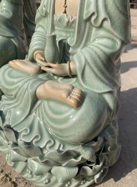 出窑实拍收藏级汝瓷摆件豆绿釉菩萨财神开片汝窑瓷器装饰禅意家居