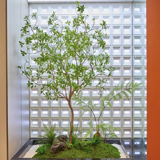 High-end simulated horse drunken wood display window landscaping