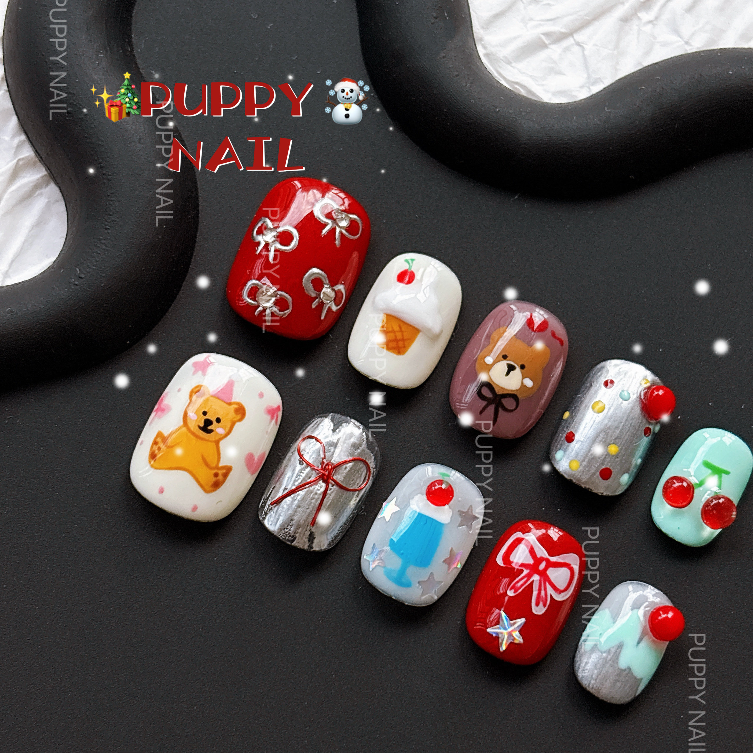 PUPPY家 圣诞新年小熊手绘穿戴甲可爱卡通美甲显白秋冬美甲红色,淘宝优惠券,粉丝福利购,淘宝优惠卷