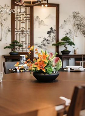 酒店圆桌转盘中式高端餐厅假花