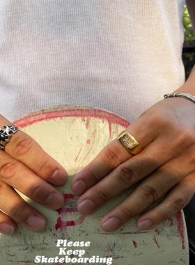 PKS街头滑板金色蜘蛛网戒指