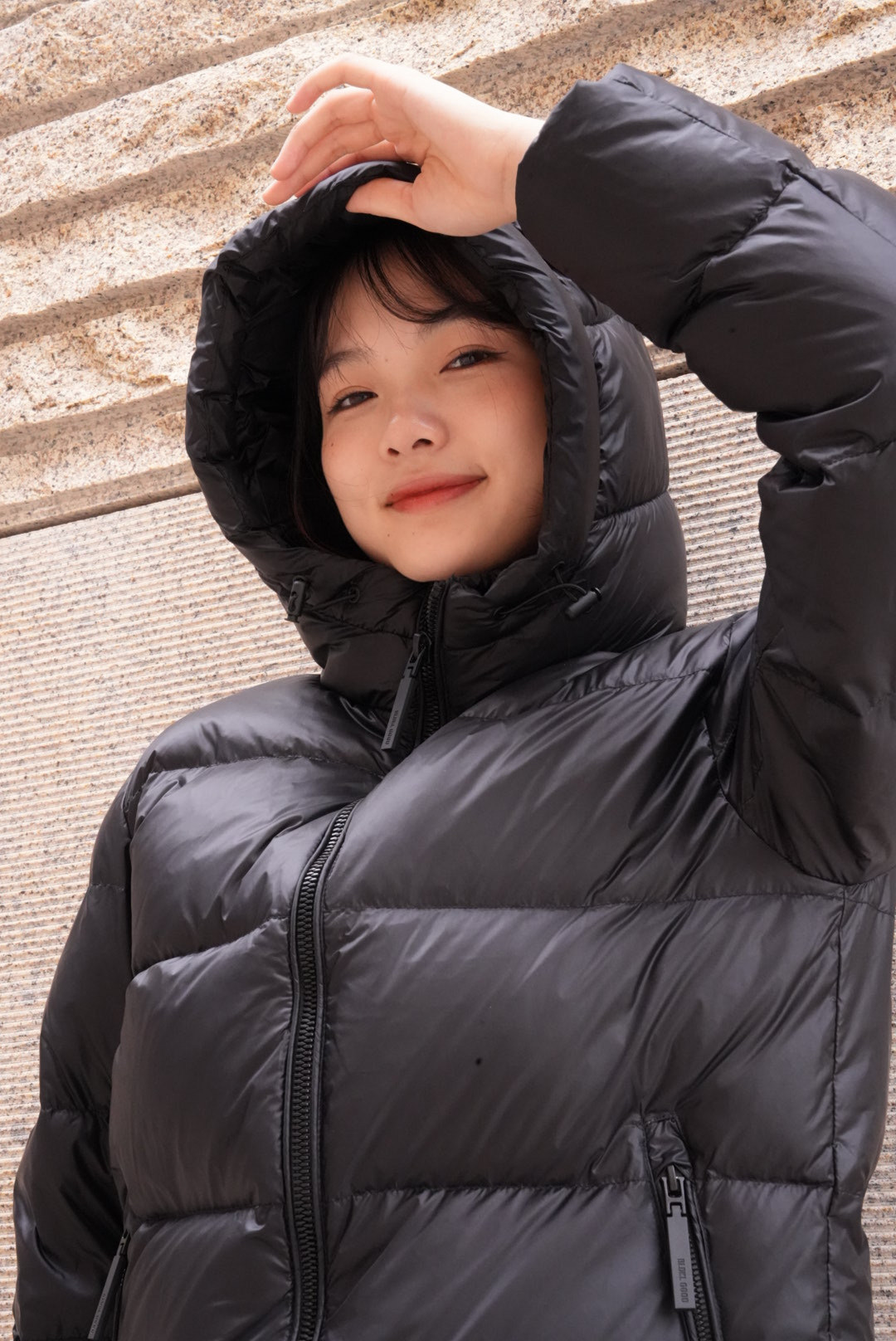 新款黑金羽绒服外套保暖鸭绒面包服男女同款