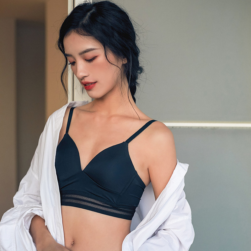 香港大胸显小神器无钢圈薄款内衣 诗叶文胸