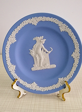 wedgwood春夏秋冬陶瓷盘子