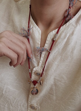 叶优里西藏手绘五路财神手工擦擦小巧精致吊坠嘎乌盒项链藏式饰品