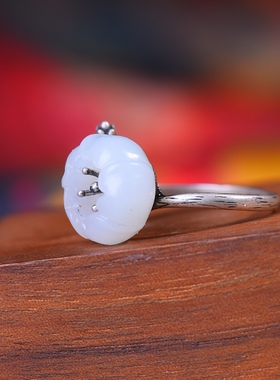 S925银镀18K金镶和田玉白玉荷花女宫廷复古戒指戒圈汉服配饰指环