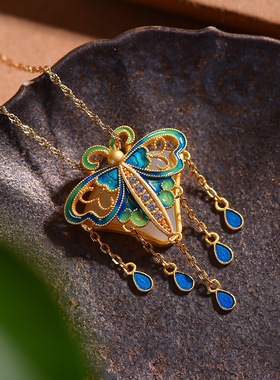 S925银镀18K金镶和田白玉蝴蝶珐琅宫廷复古吊坠汉服配饰玉坠项链