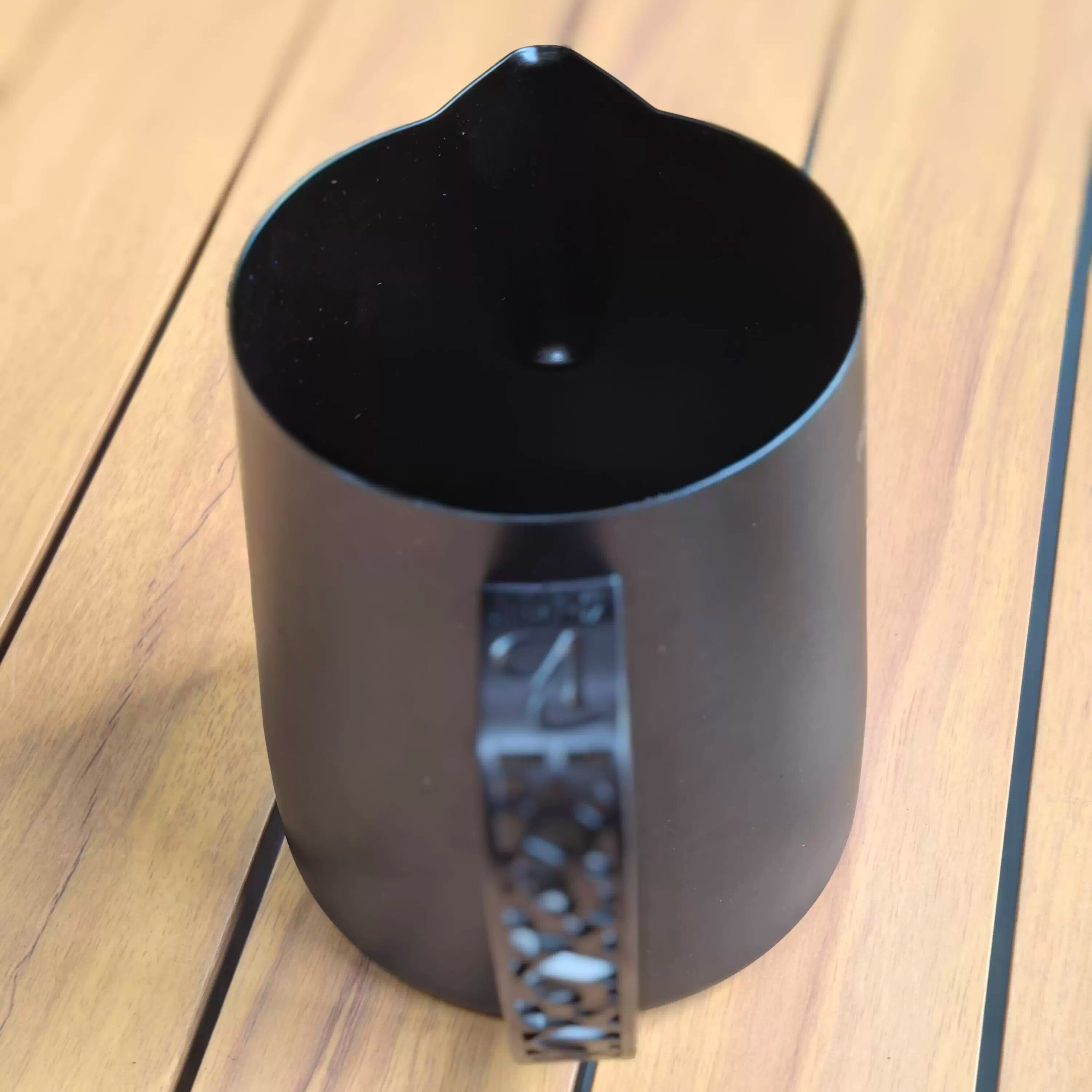 VanseerBarista黑武士压纹拉花缸不锈钢304拉花杯打奶缸奶泡杯,淘宝优惠券,粉丝福利购,淘宝优惠卷