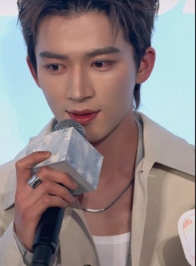 墨雨云间王星越同款项链男冷淡风锁骨链女百搭蛇骨链气质高级感潮