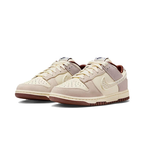 耐克女鞋Nike Dunk Low 米棕 女子复古休闲运动板鞋 IH7353-010 - 图0