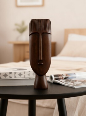 北欧木质抽象雕刻桌面摆件