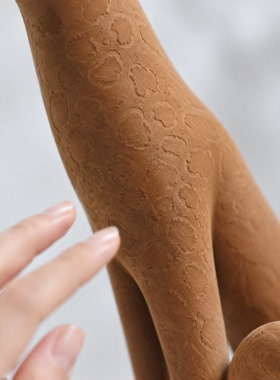 简约现代豹子造型树脂桌面摆件