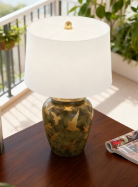 轻奢复古花鸟陶瓷床头台灯