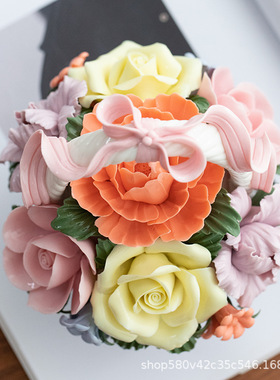 陶瓷手工玫瑰花篮装饰摆件客厅乔迁送礼家居饰品桌面工艺玄关摆设