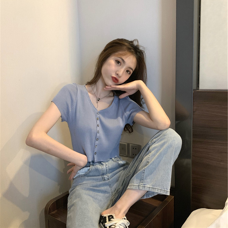 春夏韩版复古v领单排扣短袖潮t恤 芯蒂好毛针织衫