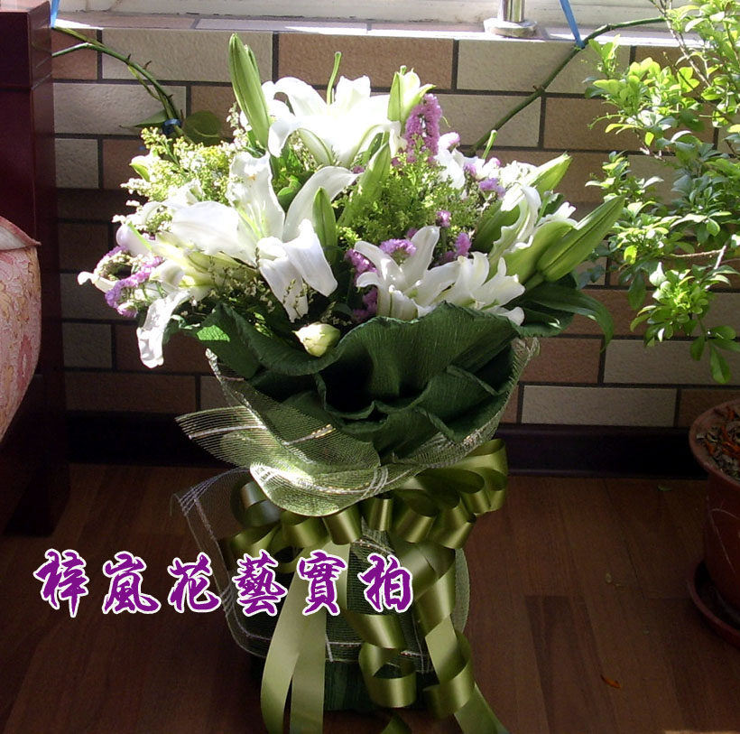 送长辈天津鲜花同城实体店百合康乃馨生日祝寿字花篮绣球送礼玫瑰