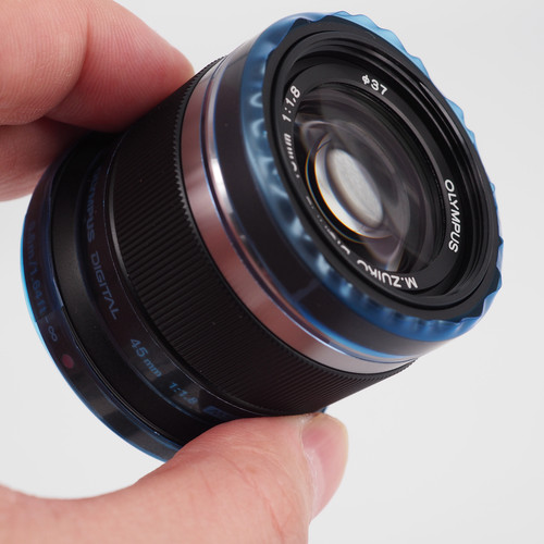 奥林巴斯 45mm F1.8 大光圈便携人像定焦虚化夜拍 镜头  M43卡口 - 图2