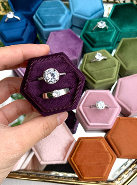 高档意大利绒丝绒六角戒指盒婚礼结婚求婚对戒交换戒指盒拍摄道具