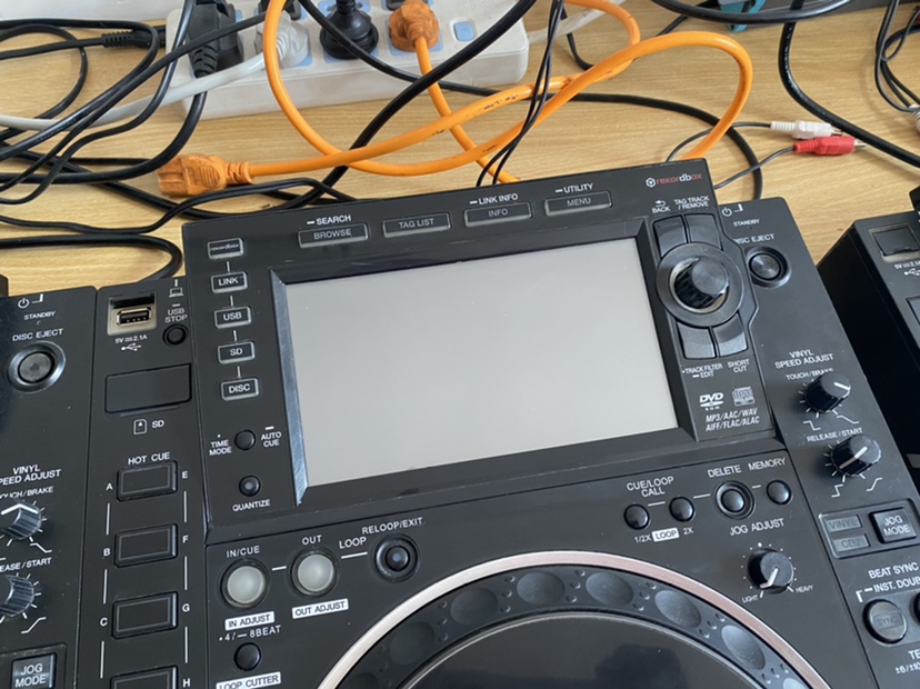 pioneer 先锋CDJ2000NXS2 2台 功能正常 保修 - 图1