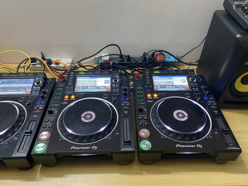 pioneer 先锋CDJ2000NXS2打碟机一对  2000三代打碟机 酒吧DJ设备 - 图0