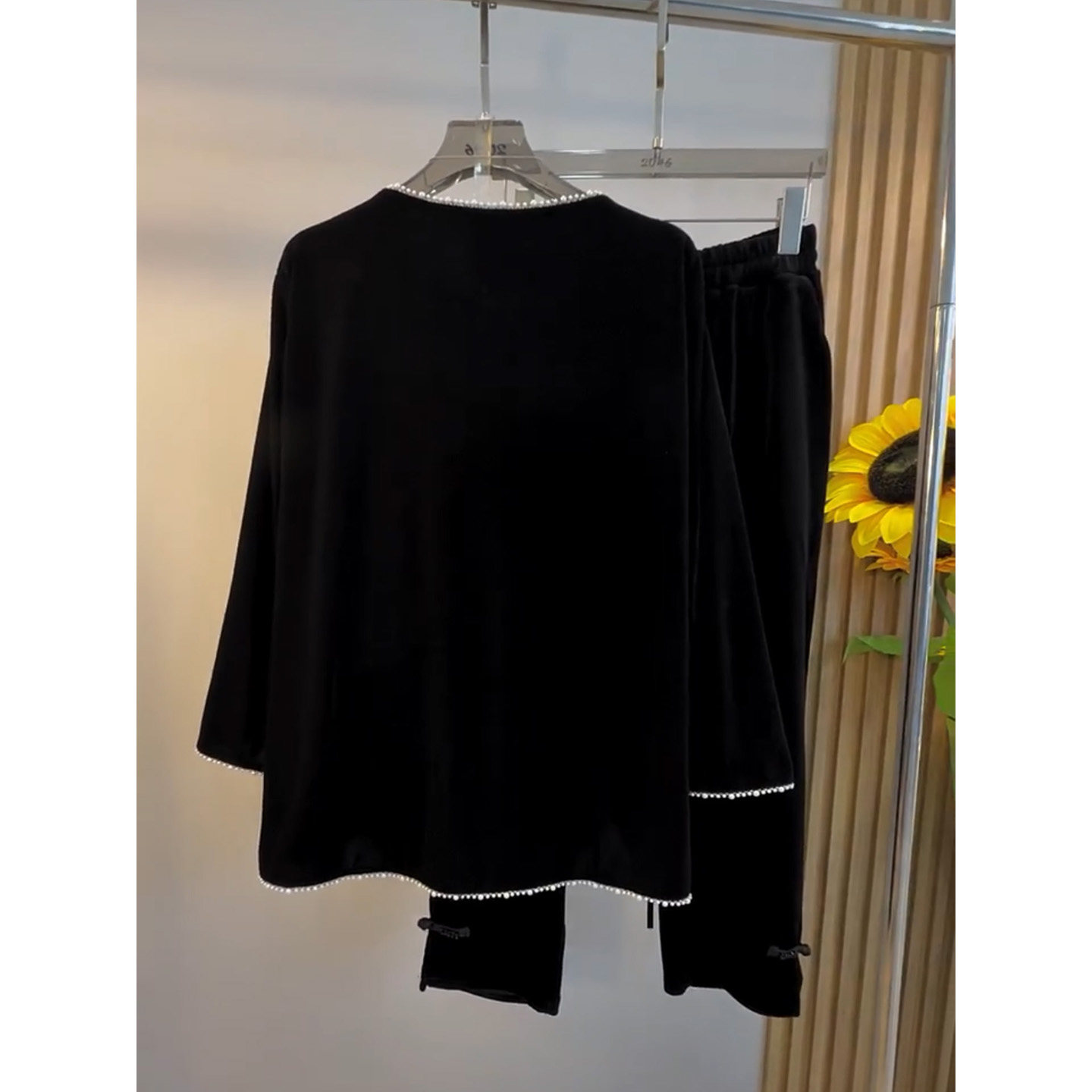 新中式国风特大码女装2025秋季新款高级感钉珠衬衫裤子胖mm两件套,淘宝优惠券,粉丝福利购,淘宝优惠卷