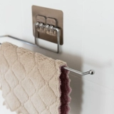 Кухонная ткань стойка с бумажной стойкой металлической полки, полка для хранения пленки полиэтиленовой пленки, стена -стена на стена