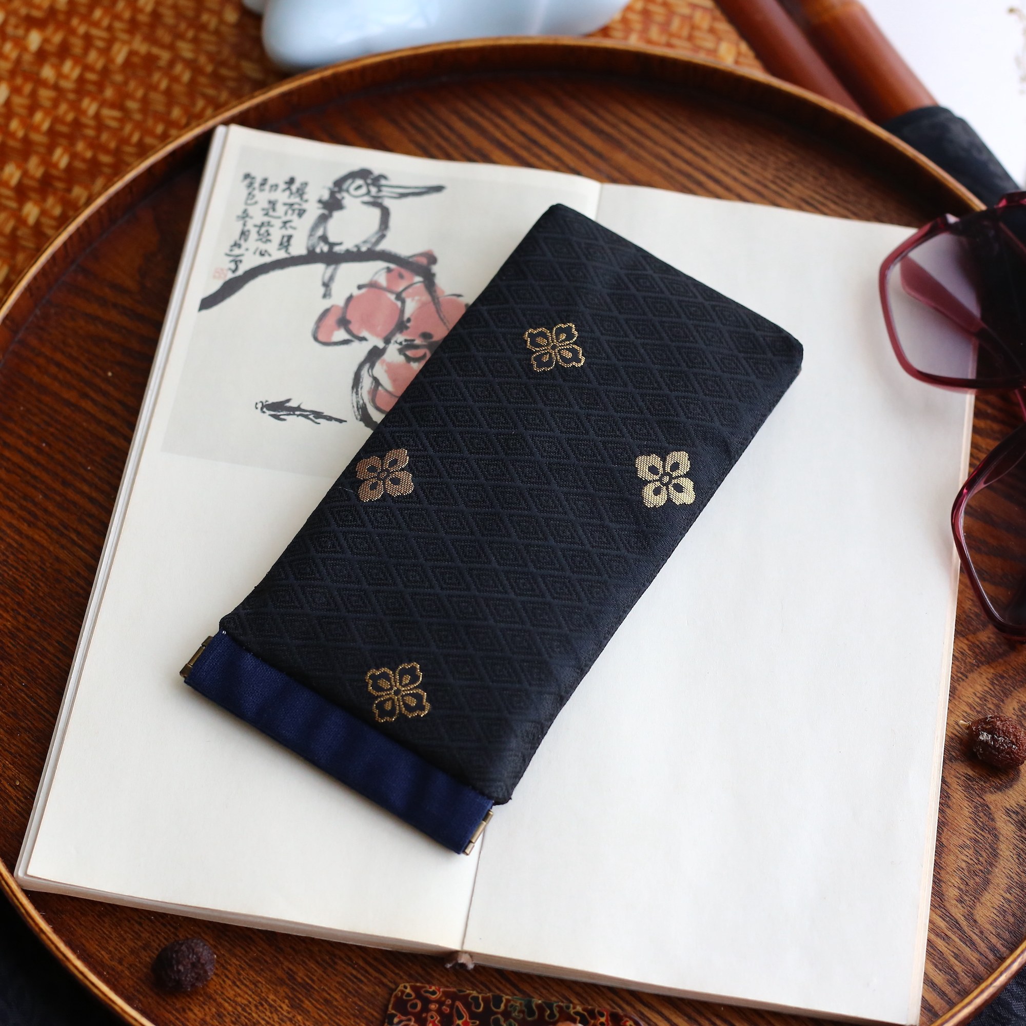 复古百搭几何仿宋锦眼镜袋太阳镜木梳便携保护袋手串首饰收纳布包,淘宝优惠券,粉丝福利购,淘宝优惠卷