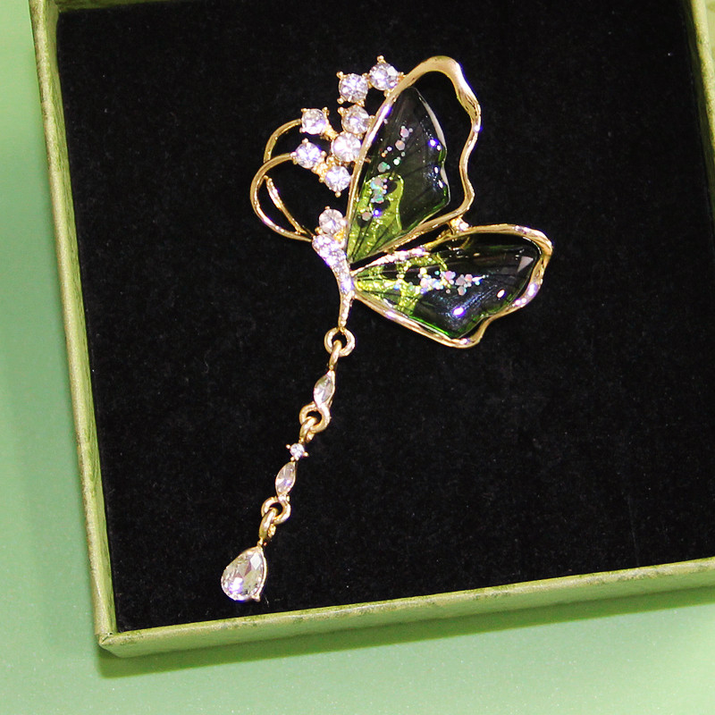 生日礼物女生闺蜜圣诞节元旦新年跨年送女朋友老师中国风胸针礼盒