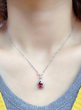 轻奢新品气质 水滴形项饰 仿真彩宝红色吊坠项链女 V形锁骨链配饰