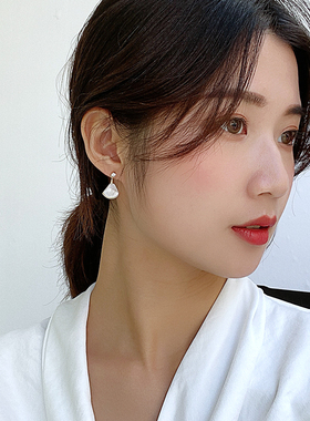 高级感s925银针小众女小耳钉长款