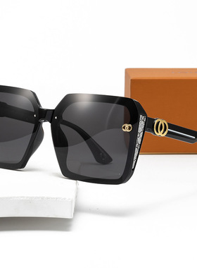 欧美时尚墨镜女网红抖音同款方框气质太阳镜防紫外线遮阳拍照眼镜