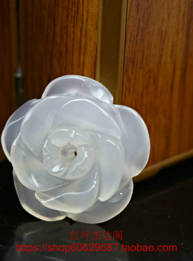 白玉髓玛瑙手工雕刻送礼开运吊坠