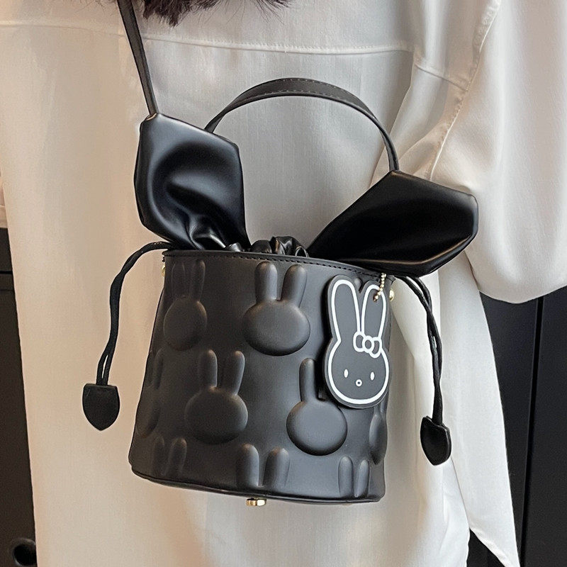  娜达丽亚箱包女士包袋