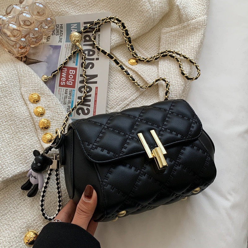 今年流行2023新款夏女士感链条小包 娜达丽亚箱包女士包袋