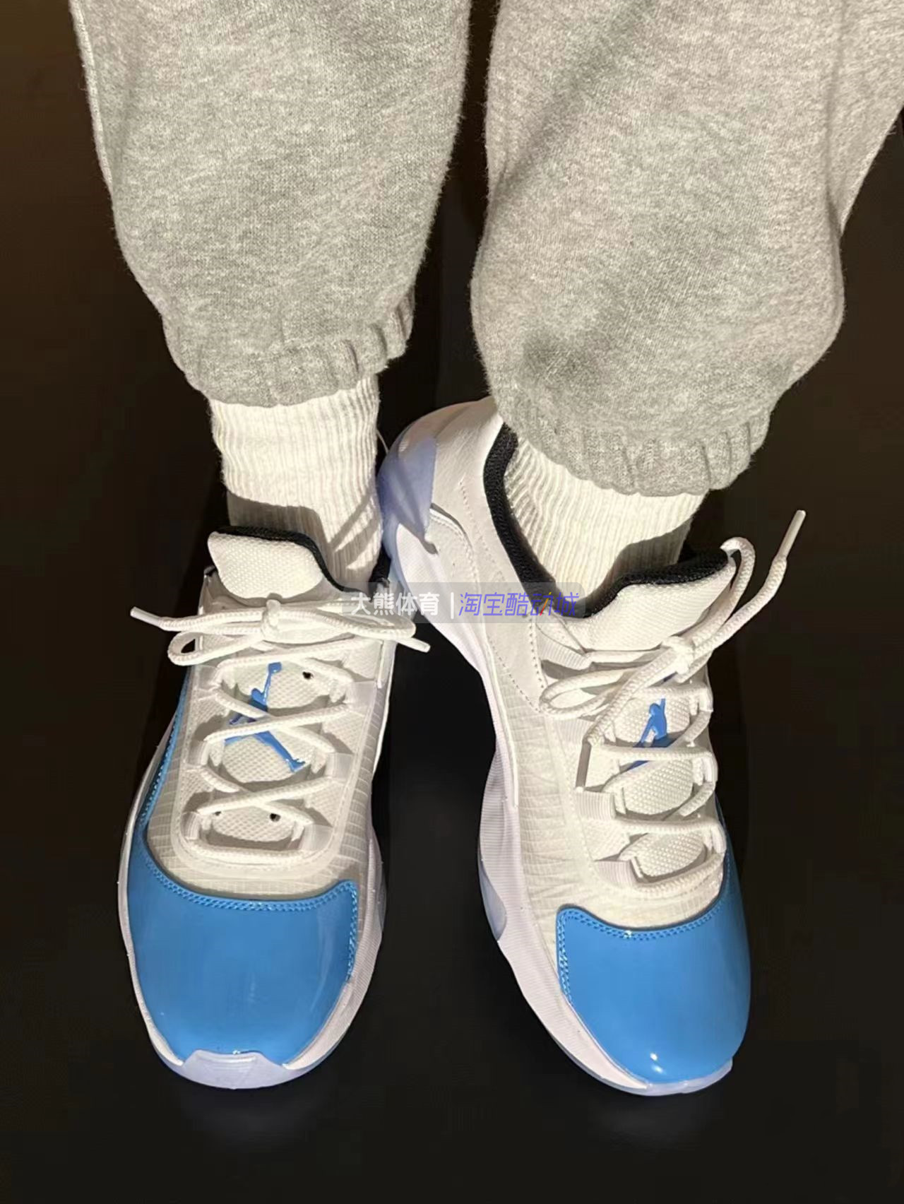 Air Jordan 11 CMFT Low AJ11白蓝男子低帮复古篮球鞋DN4180-114 - 图0