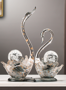 天鹅一对摆件高级感客厅酒柜装饰