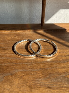 千凤银足银999轻奢莫比乌斯手镯